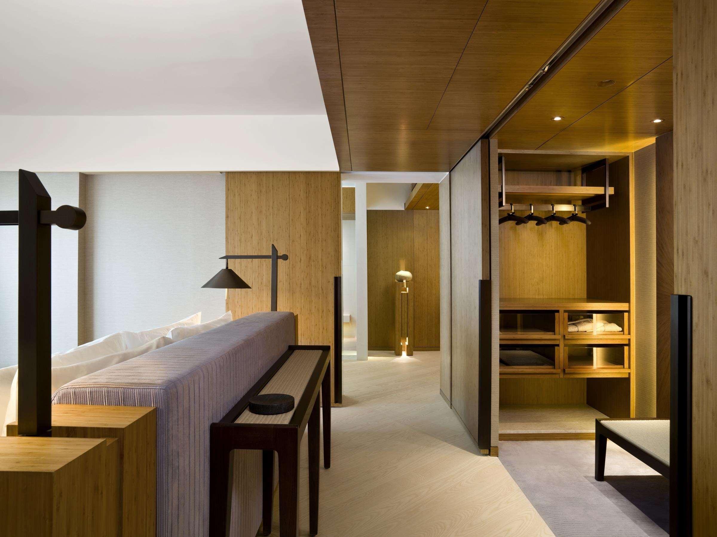 The Upper House Khách sạn 5*
