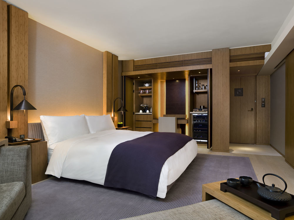 The Upper House 5*